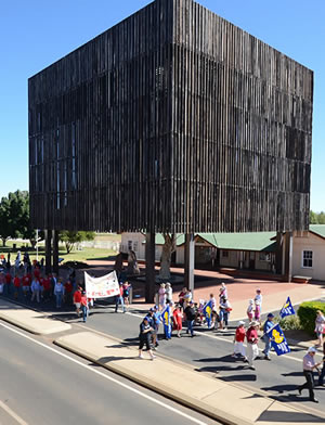Tree of Knowledge Barcaldine - May Day Parade